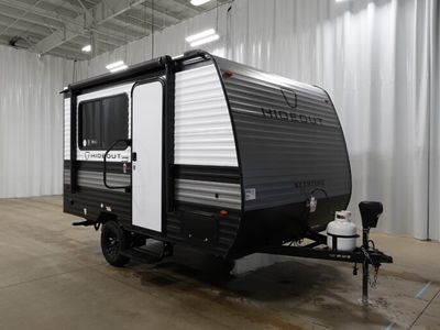 2026 KEYSTONE 120BT — front three-quarter view