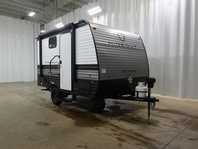 2026 KEYSTONE 123BB — front three-quarter view