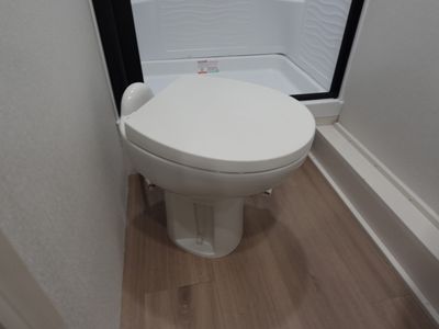 2026 Grand Design Solitude - Photo 9