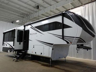 2026 GRAND DESIGN 310GK — front three-quarter view