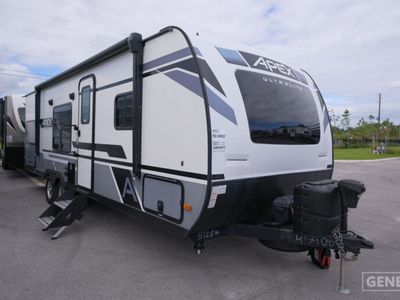 2023 COACHMEN 251RBK — front three-quarter view