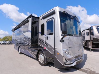 2023 FLEETWOOD 34GT — front three-quarter view