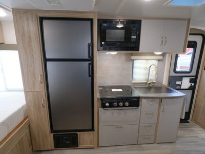 2022 Winnebago Micro Minnie - Photo 7