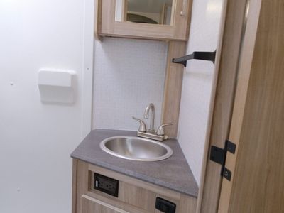 2022 Winnebago Micro Minnie - Photo 10