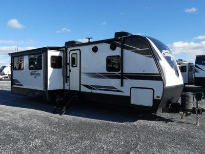 2019 GRAND DESIGN 2970RL — front three-quarter view