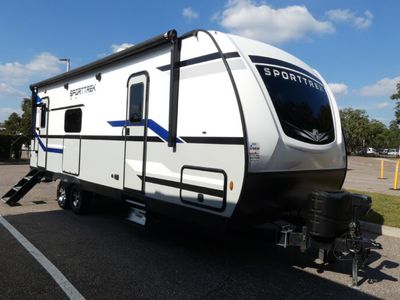 2021 VENTURE RV ST251VRK — front three-quarter view