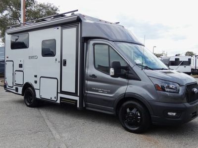 2026 WINNEBAGO 22A — front three-quarter view
