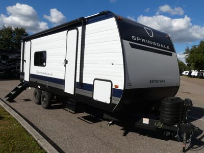 2026 KEYSTONE 2120RKS — front three-quarter view