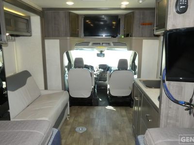 2018 Winnebago FUSE - Photo 5