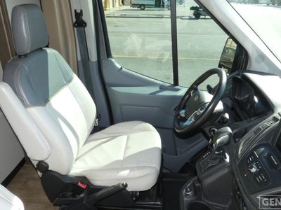2018 Winnebago FUSE - Photo 8