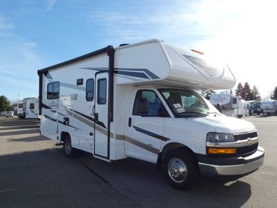 2025 COACHMEN 21QSS Chevy — front three-quarter view