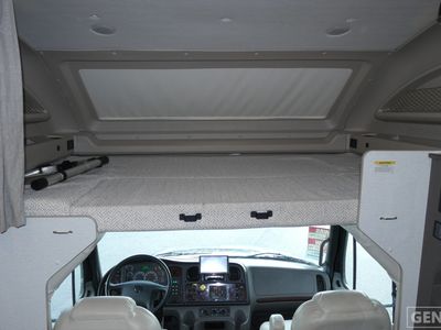 2023 Jayco Seneca Prestige - Photo 15