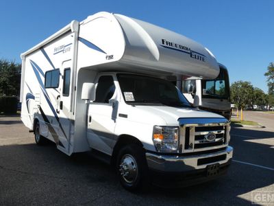 2023 THOR 24HE — front three-quarter view
