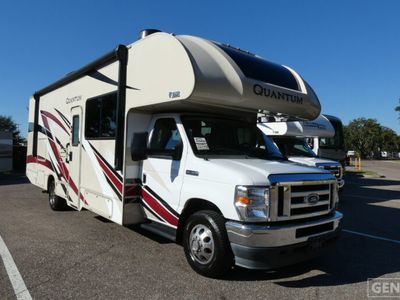 2021 THOR KW29 — front three-quarter view