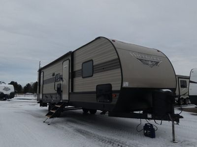 2020 FOREST RIVER 26DBUD — front three-quarter view