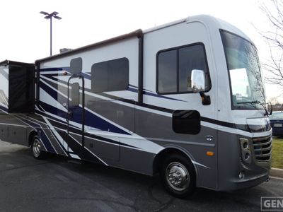 2024 Holiday Rambler 32S — front three-quarter view