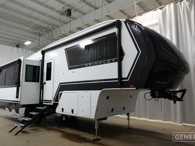 2026 BRINKLEY 2900 — front three-quarter view
