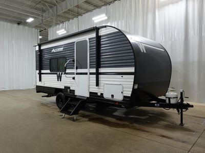 2026 WINNEBAGO 15RB — front three-quarter view