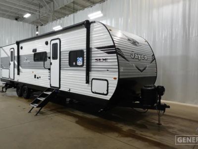 2026 JAYCO 321BDS — front three-quarter view