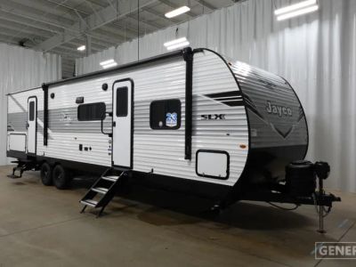 2026 JAYCO 321BDS — front three-quarter view
