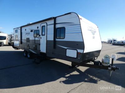 2018 PRIME TIME RV 27DBS — front three-quarter view