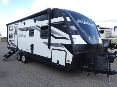 2022 GRAND DESIGN 2400BH — front three-quarter view