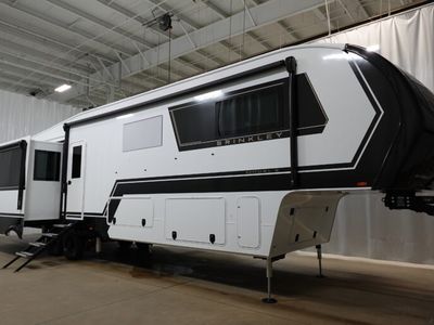 2026 BRINKLEY 3610 — front three-quarter view