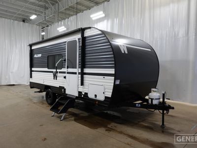 2026 WINNEBAGO 18DBH — front three-quarter view