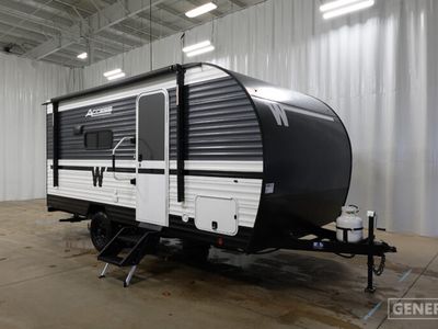 2026 WINNEBAGO 15BH — front three-quarter view