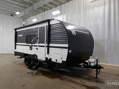 2026 WINNEBAGO 18DBH — front three-quarter view