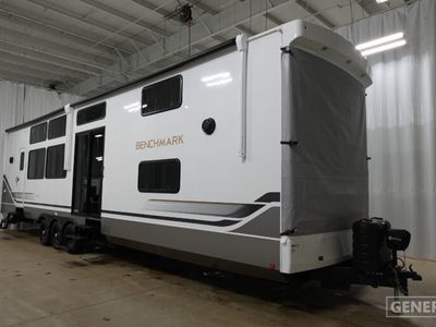 2026 ALLIANCE 44LFT — front three-quarter view