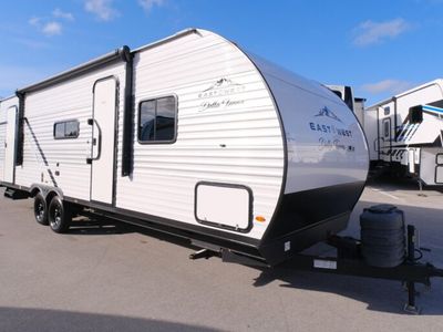 2024 EAST TO WEST 255BHLE — front three-quarter view