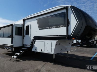 2026 BRINKLEY 2900 — front three-quarter view