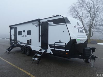 2026 ALLIANCE 252RL — front three-quarter view