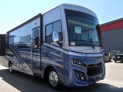 2026 FLEETWOOD 33C — front three-quarter view