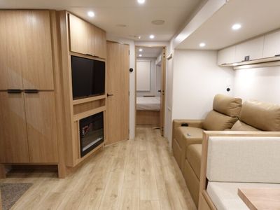 2026 JAYCO 38FBRK — front three-quarter view