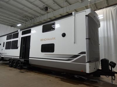 2026 ALLIANCE 44LFT — front three-quarter view