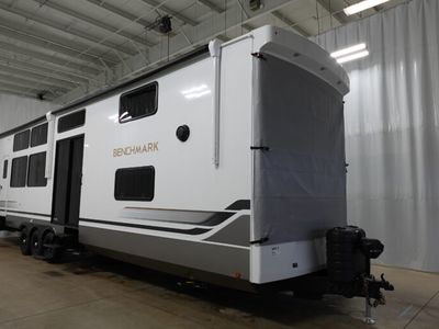 2026 ALLIANCE 44LFT — front three-quarter view