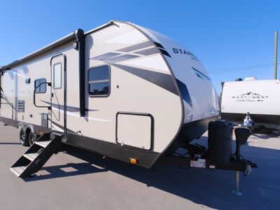 2022 STARCRAFT 261BH — front three-quarter view