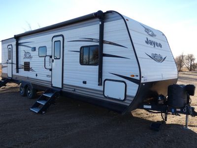 2018 JAYCO 287BHSW — front three-quarter view