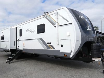 2025 OPEN RANGE 322RLS — front three-quarter view