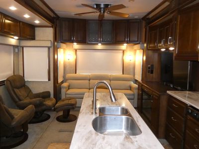 2015 DRV Luxury Suites Mobile Suites - Photo 5