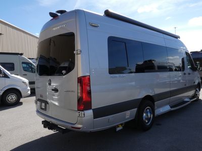 2024 Fleetwood Xcursion - Photo 4