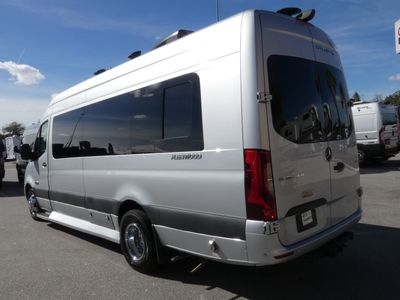 2024 Fleetwood Xcursion - Photo 3