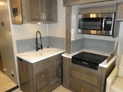 2024 NeXus RV Phantom - Photo 7