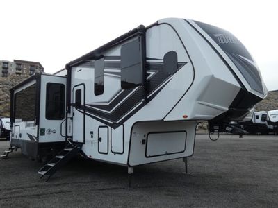 2023 GRAND DESIGN 395MS — front three-quarter view