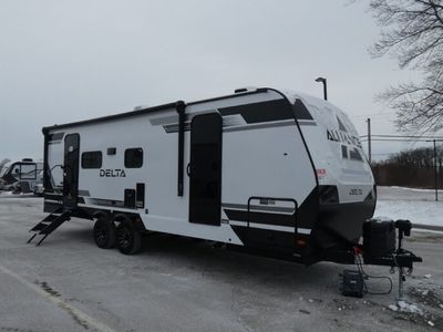 2026 ALLIANCE 252RL — front three-quarter view