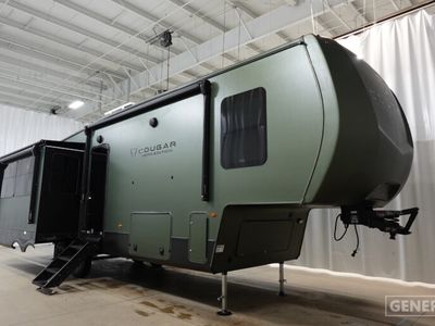 2026 KEYSTONE 316RLS — front three-quarter view