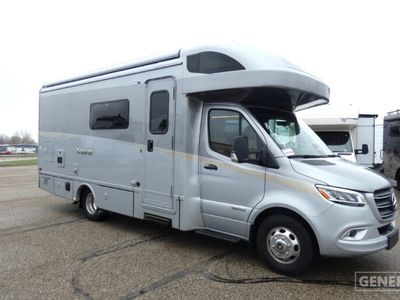 2026 WINNEBAGO 24D — front three-quarter view