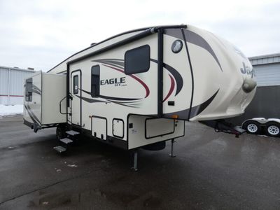 2016 JAYCO 27.5RLTS — front three-quarter view